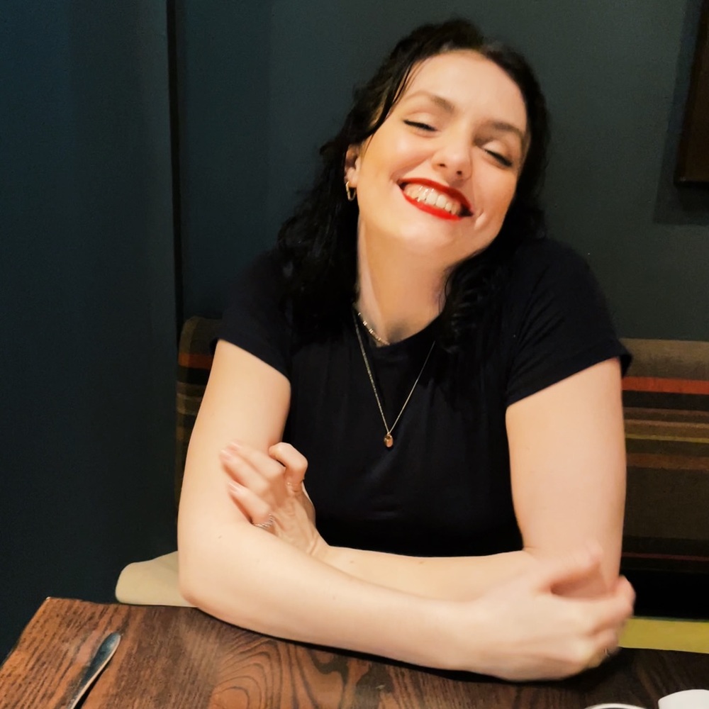 Meet your Posher, Isabel